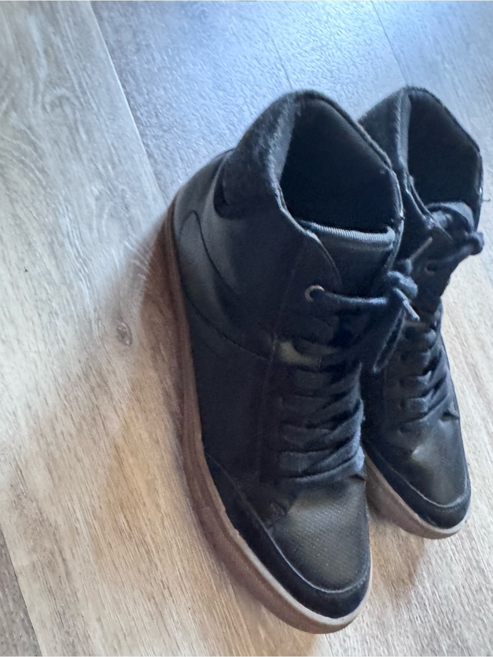 Sonoma Black High-Top Kids Sneakers with Brown Sole